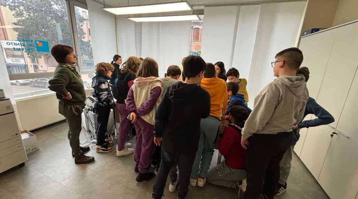 La Banca Incontra La Scuola 04
